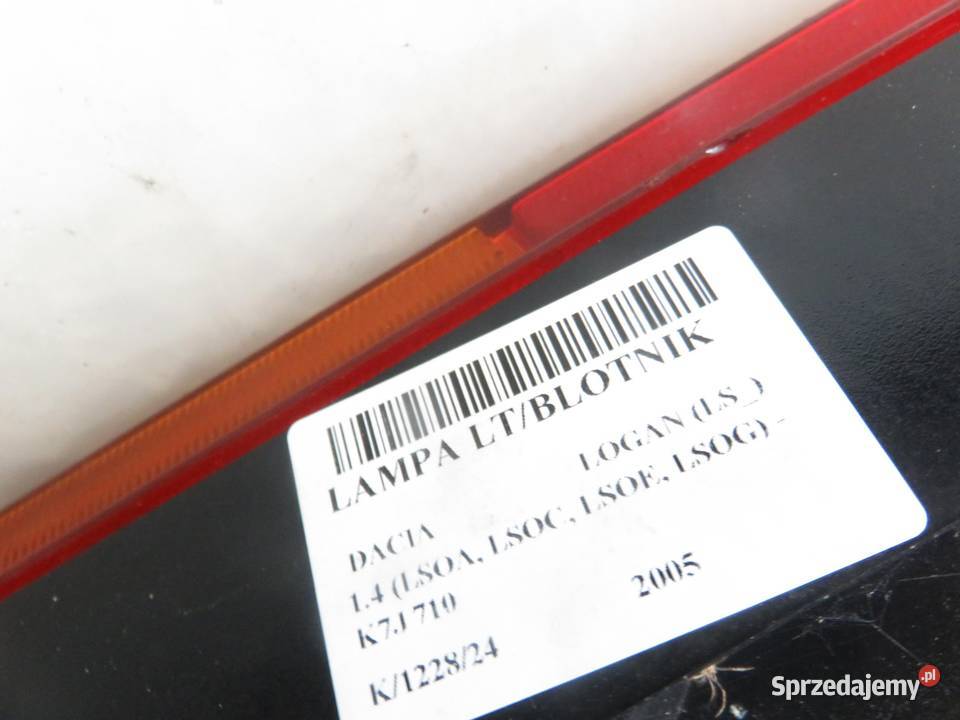 LAMPA LEWA TYLNA DACIA LOGAN 8200211020 osobowe