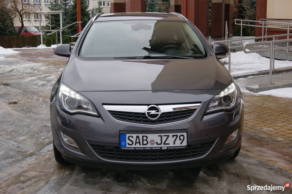 OPEL ASTRA17CDTI 125FULL BEZWYPADKOWY ZAMIANA 1700cm3 Olsztyn