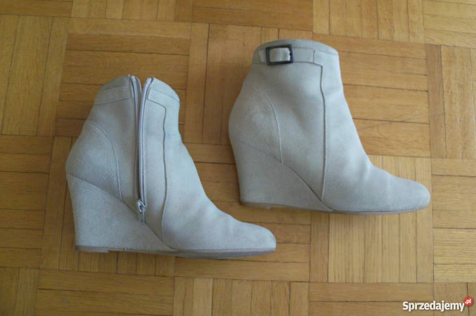 Ekskluzywne Buty skórzanedamskie koturny WEEKEND Białystok