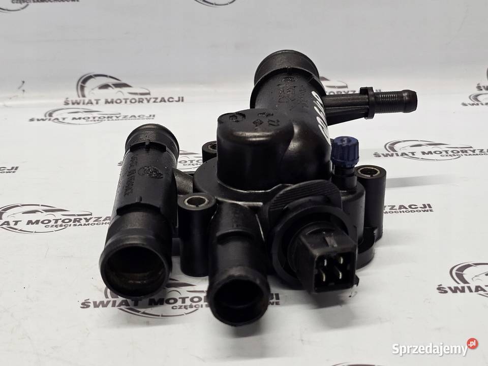 TRAFIC VIVARO 19 CDTI termostat obudowa