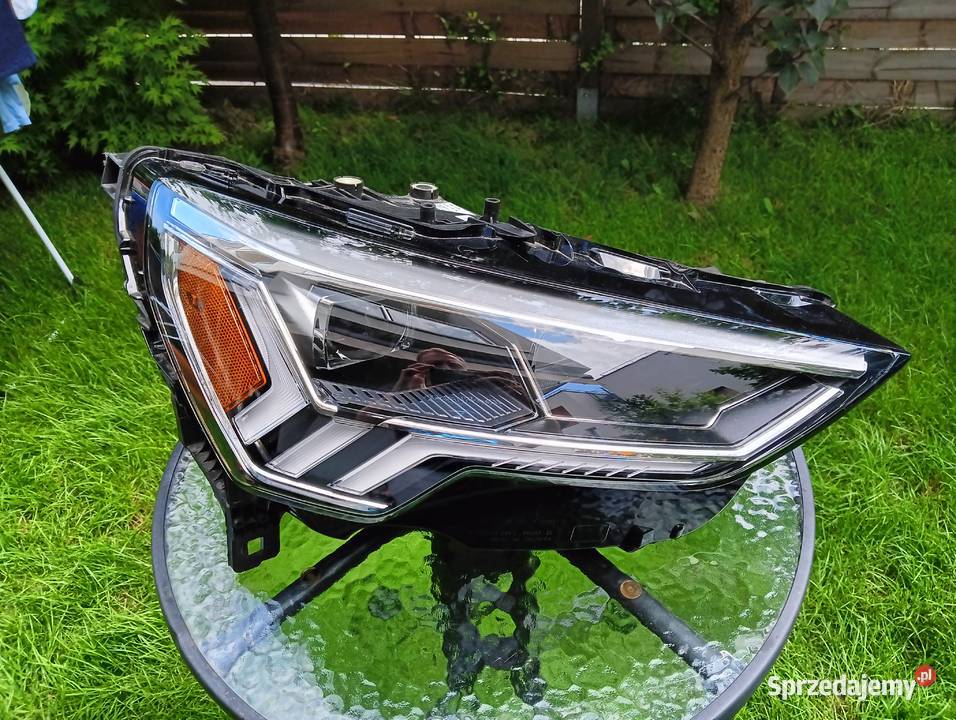 Lampa reflektor FULL LED Prawa przednia Audi Q3 Lampy przednie Zielonki