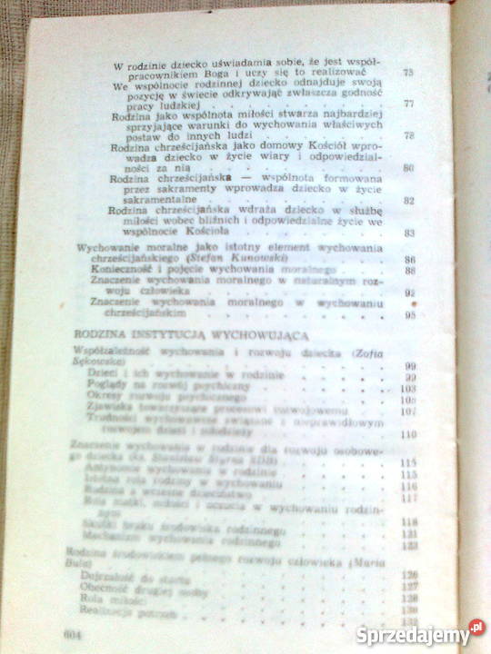 Wychowanie w rodzinie chrześcijańskiejred F Rok wydania 1984 Warszawa sprzedam