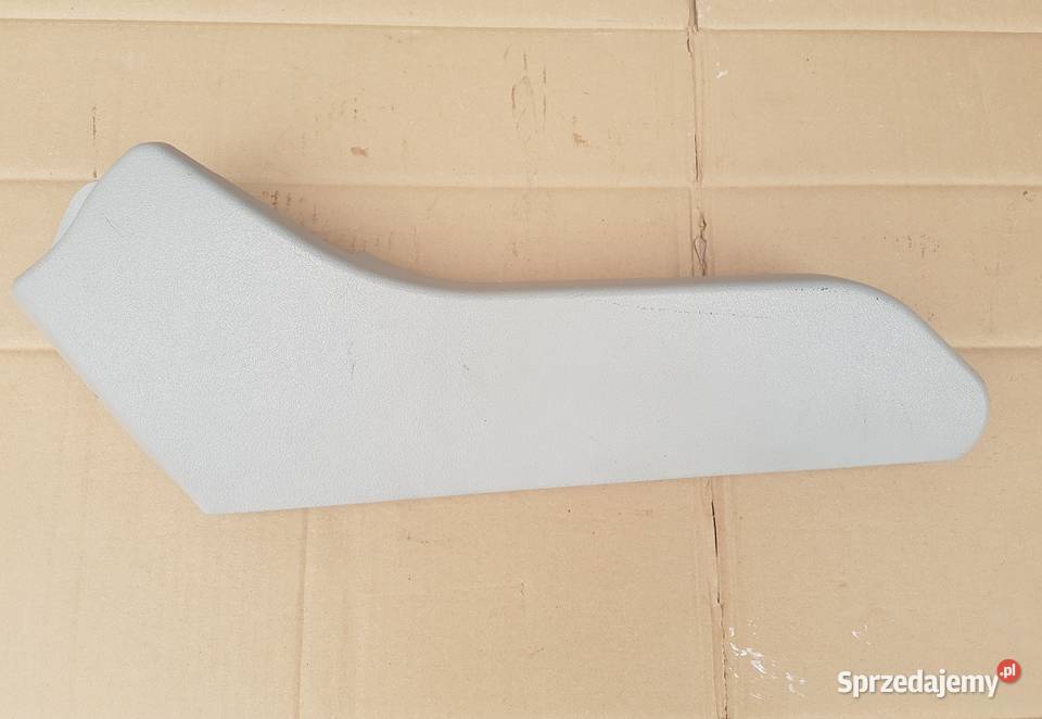 osłona maskownica siedzenia prawego osobowe pomorskie Gdańsk