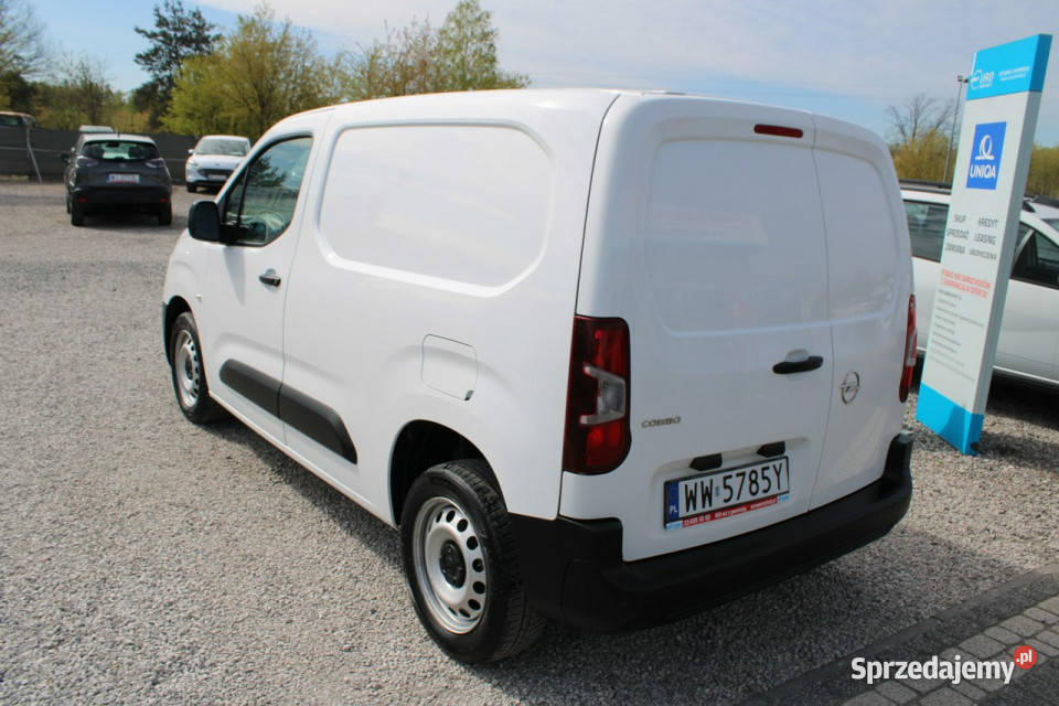 Opel Combo VAN Vat1 Fvat netto 35 691PLN Salon Warszawa