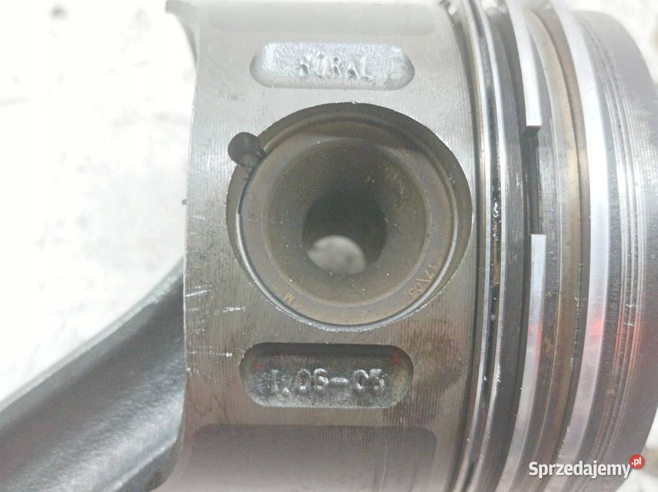 TŁOK KORBOWÓD 22 CDI MercedesBenz Eklasa III sprzedam