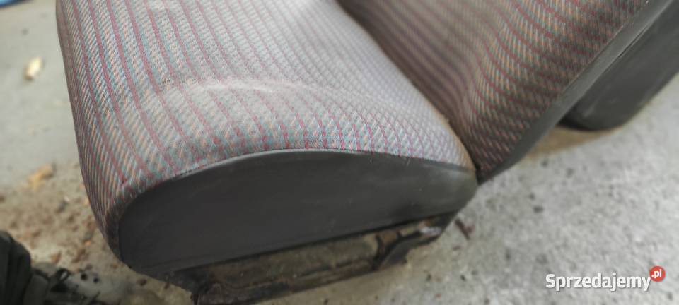 Komplet foteli 126 p osobowe mazowieckie Zakroczym