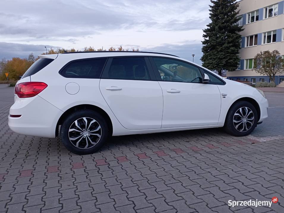 OPEL ASTRA J 14 TURBO manualna lubelskie Łęczna