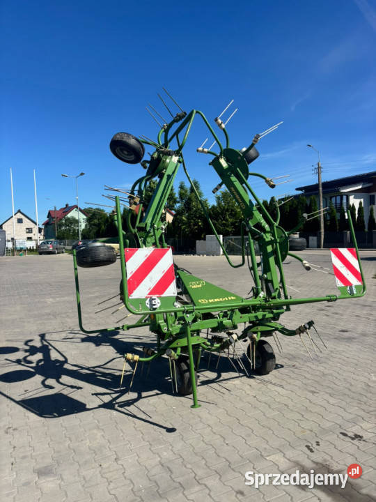 Przetrząsacz siana KRONE KW 672 67 m 2014 r warmińsko-mazurskie Włosty