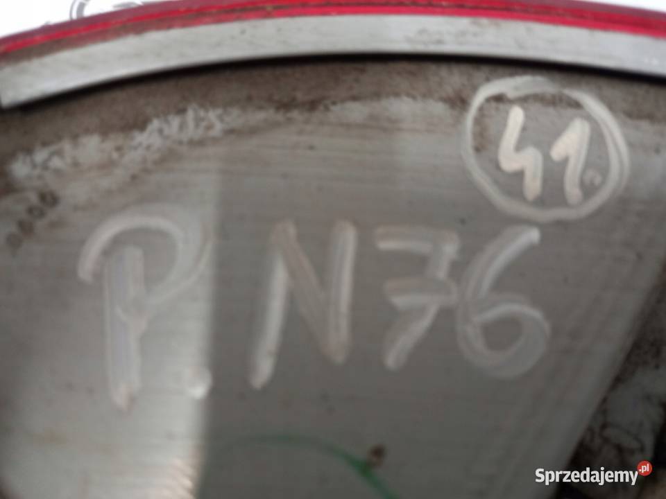 OUTLANDER II 08r lampa prawa tył w zderzak osobowe świętokrzyskie