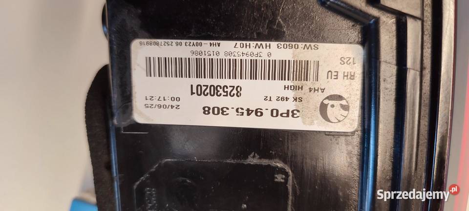 SKODA SUPERB 4 LAMPA PRAWY TYŁ LED 3P0945308