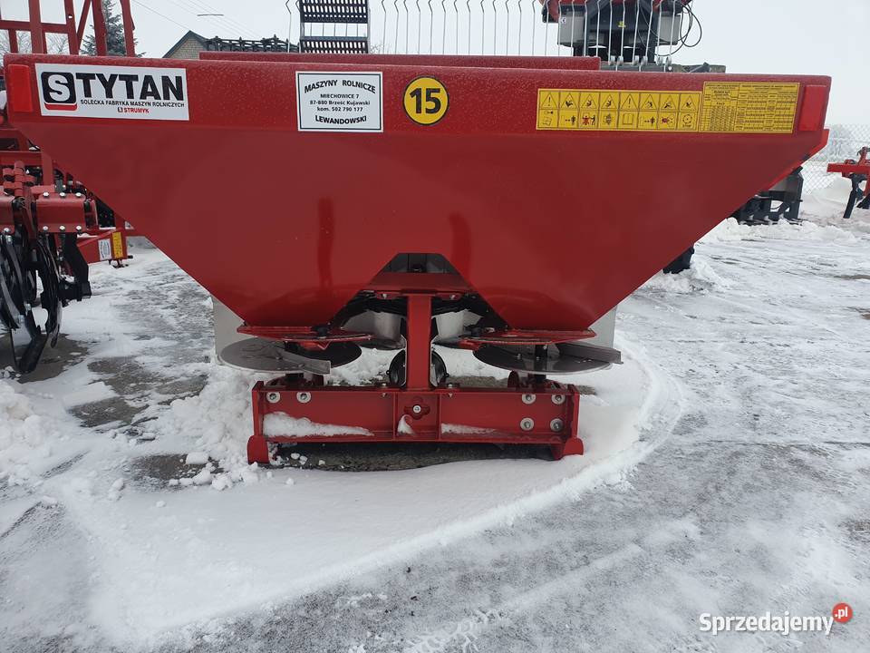 Rozsiewacz Tytan Strumyk nowy model 2026 Lipno