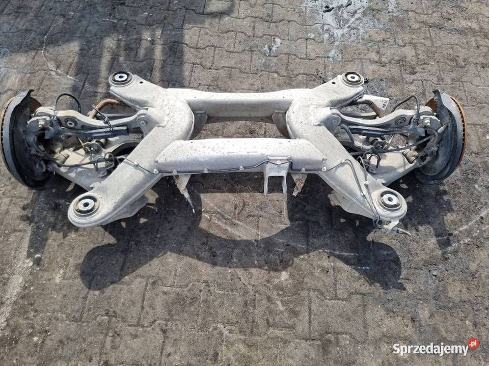 BELKA SANKI TYŁ VOLKSWAGEN PHAETON LONG Lipno