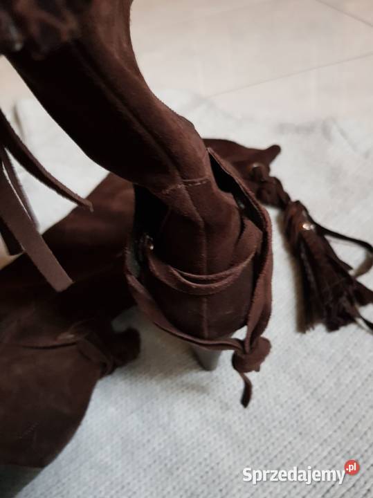 Lavorazione Artigiana kozaki zamszowe na obcasie Kielce