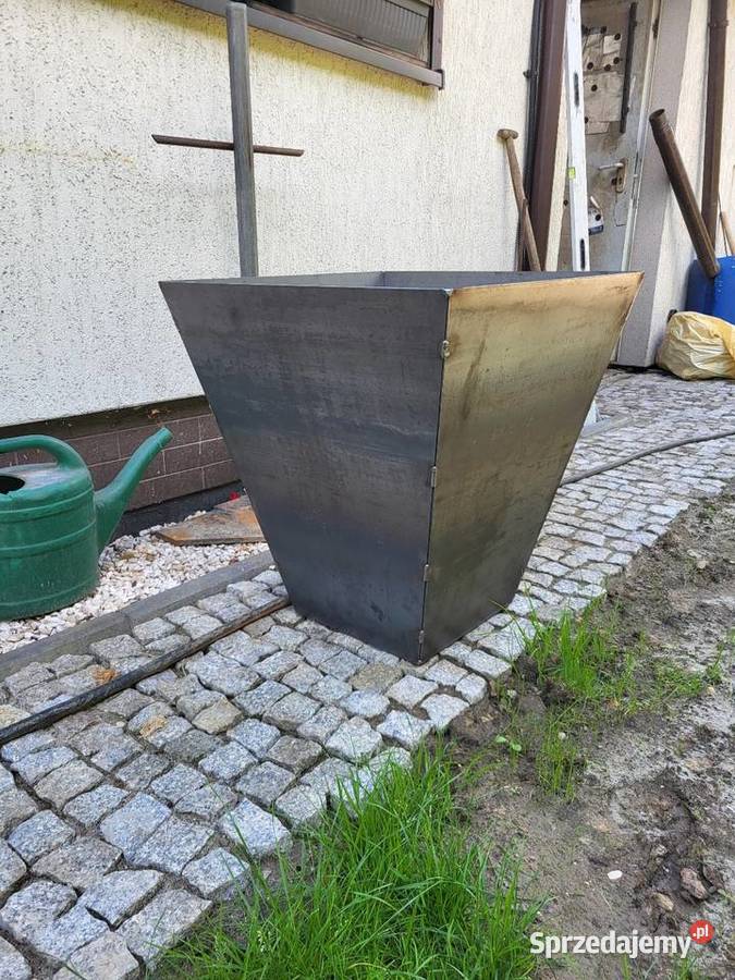 Donica przed wejście XXL metalowa producent Katowice