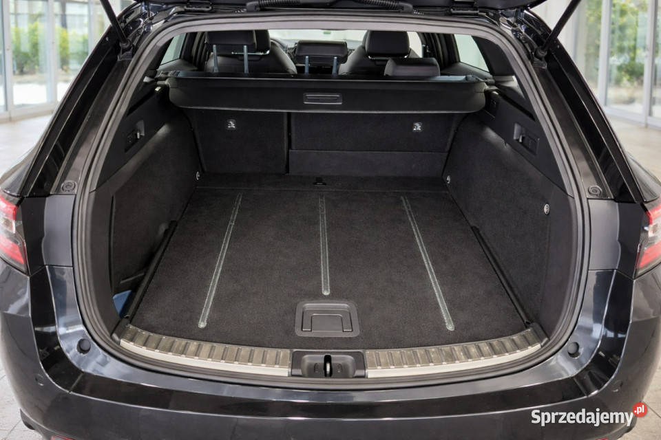 Toyota Corolla 2021r Salon Polska 20hybryda Białystok sprzedam