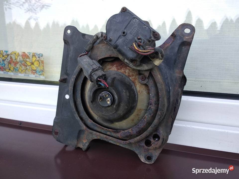 Nissan Navara D21 King Cab lampa przednia lewa osobowe Sieradz sprzedam