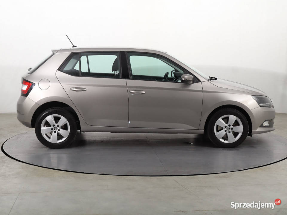 Skoda Fabia 12 TSI Rok produkcji 2015 Katowice