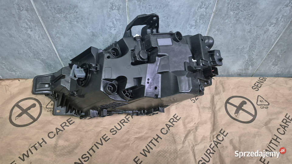 Volvo XC60 II 2 Lift lampa prawa przednia śląskie