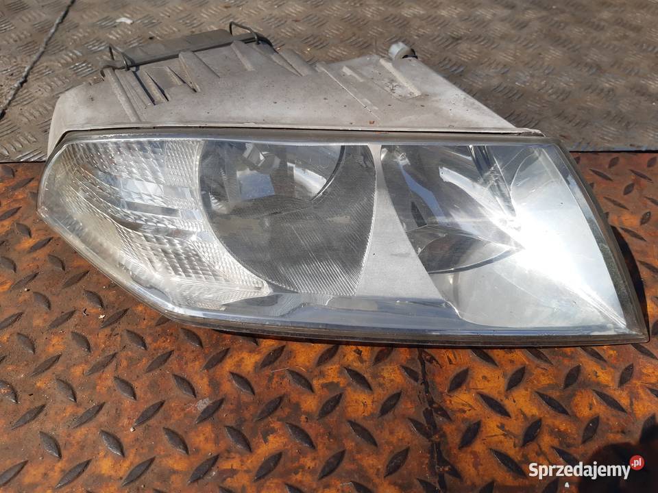 Octavia II Lampa przod prawa prawy przod Mińsk Mazowiecki