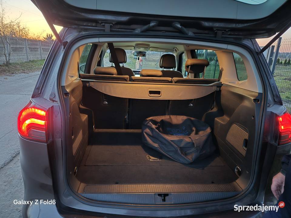 Wersja poliftowa lampy le niski przebieg gaz Zafira Łódź