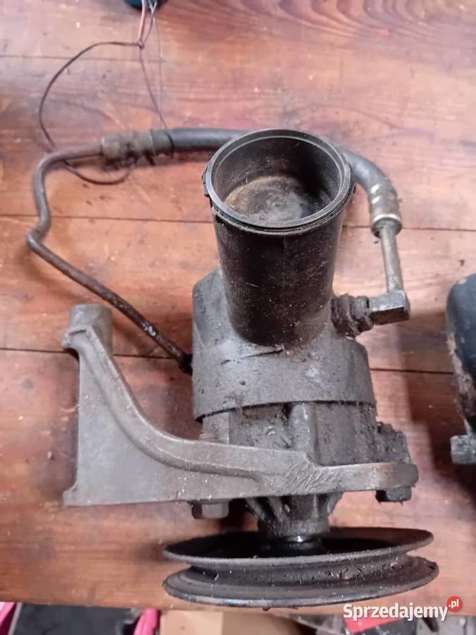 Pompa wspomagania F350 73d osobowe Sobolew sprzedam