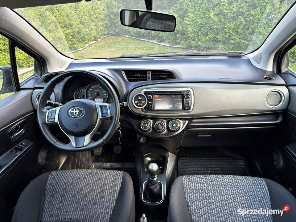 Toyota Yaris 13 VVTi 99 BG Kamera Cofania Navi kamera cofania Bliżyn sprzedam