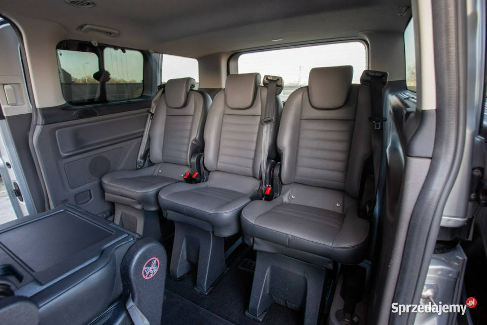 Ford Tourneo Custom TITANIUM 9OSÓB L2H1 320 Jarocin sprzedam