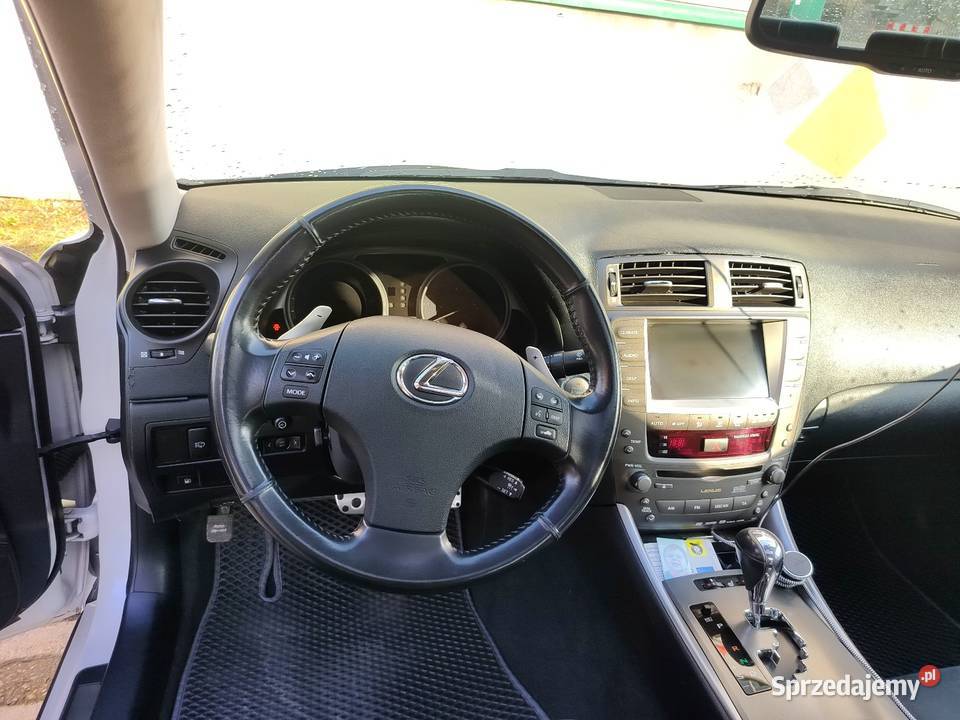 Lexus IS 250 Zadbany wielofunkcyjna kierownica Bielsko-Biała