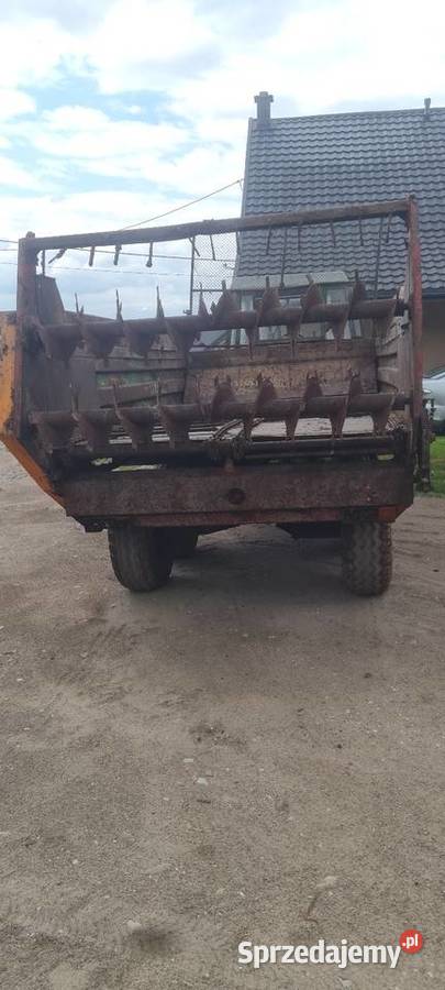 Rozrzutnik obornika nieuszkodzony Wizna