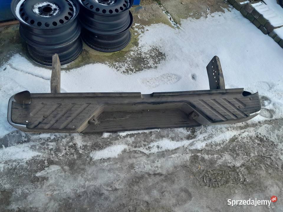 Zderzak tylny nissan navara stan średni Radom