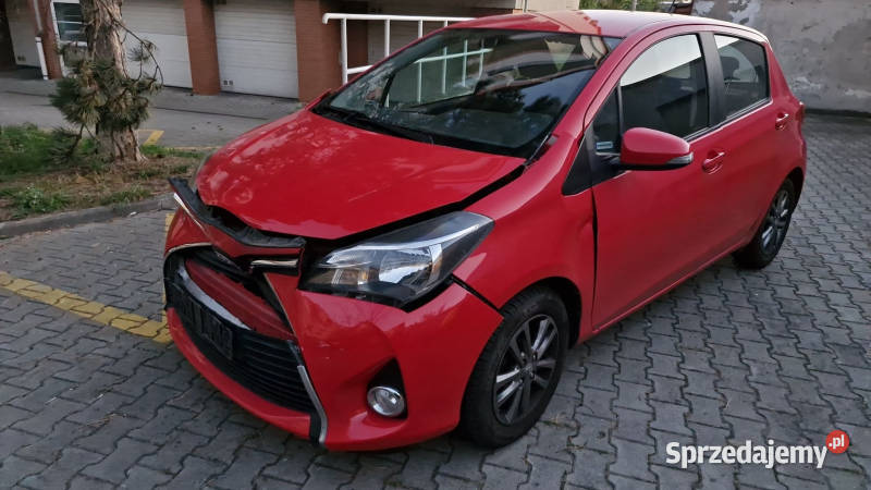 toyota yaris 92015 10 benzyna 51kw 56000 Bochnia