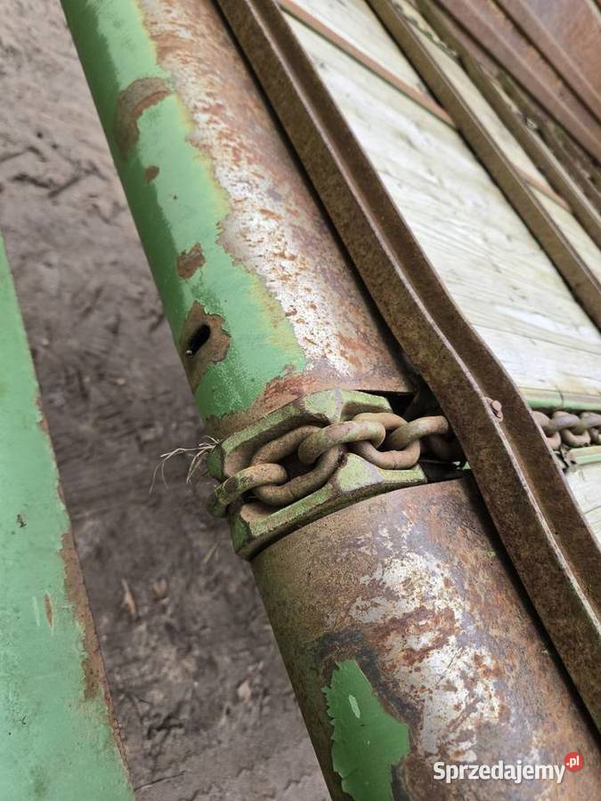 Przyczepa samozbierająca Krone Szołtany