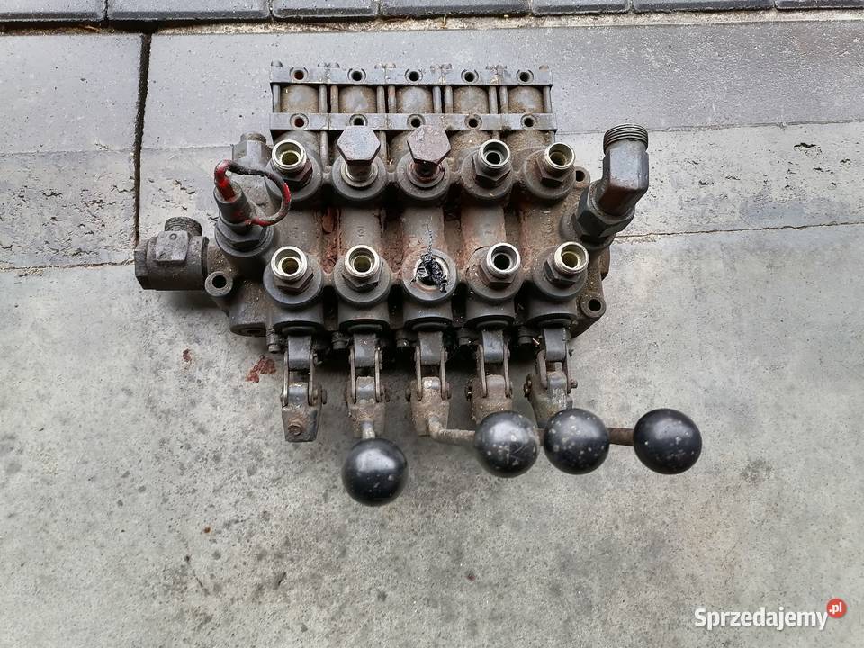 Rozdzielacz 5 sekcyjny hydrauliczny ciężarowe Części samochodowe Masłów Drugi
