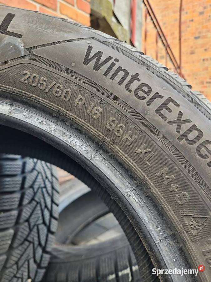 Opony zimowe 20560R16 Uniroyal WinterExpert Stawiszyn sprzedam