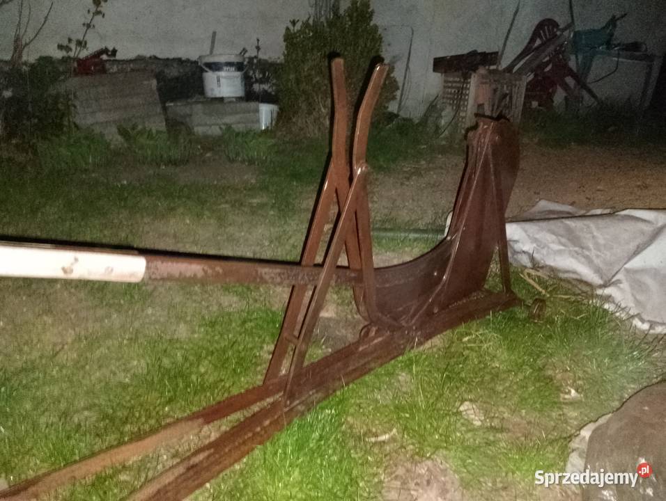 Stara gilotyna do cięcia slomy