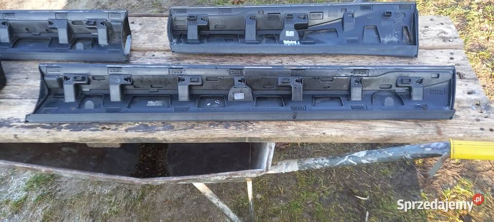 Sprzedam listwy na drzwi volvo xc 60 2 generacja Borek