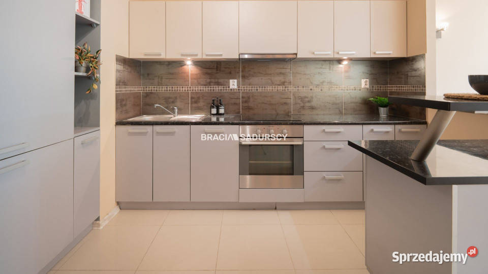 Mieszkanie Kraków Bartosza Głowackiego 3411m2 1