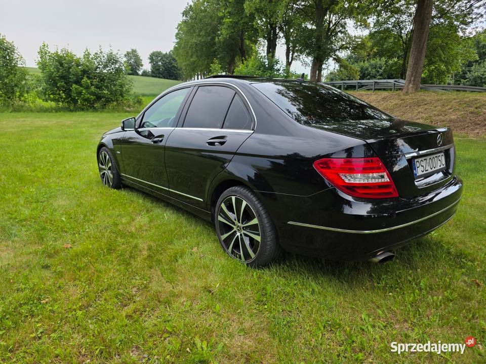 2011 MercedesBenz lift cklasse w204 c200 wielkopolskie