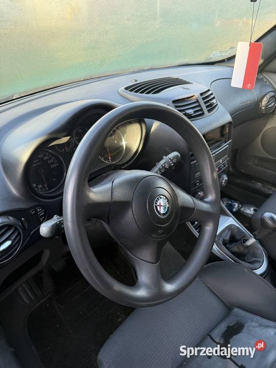 Alfa 147 uszkodzona Zawiercie