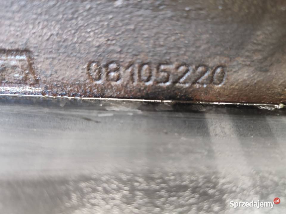 Rozdzielacz hydrauliczny 08105220 Manitou MLT