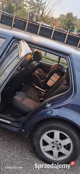 VW Golf 4 14 klimatyzacja podgrzewane fotele Głogów