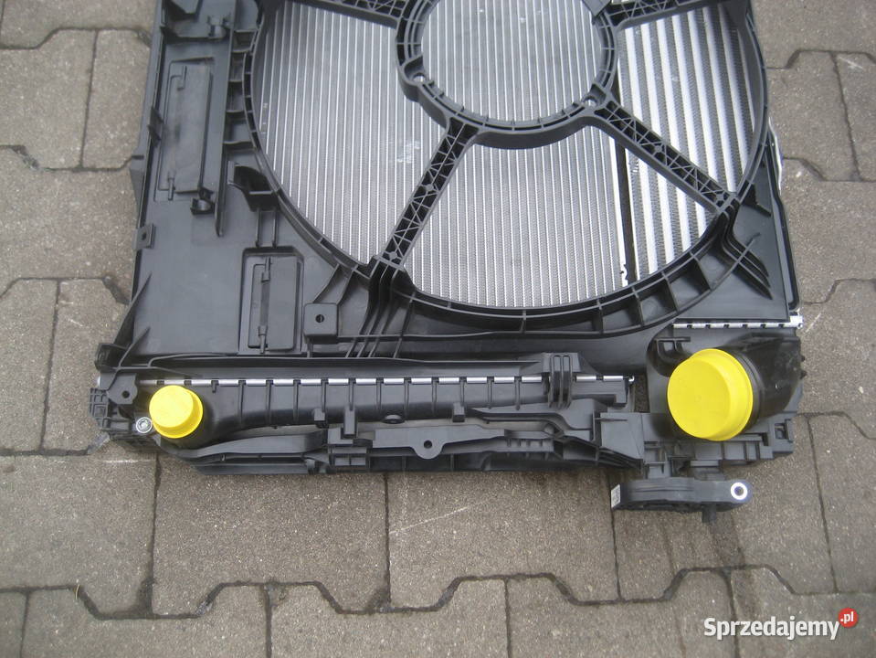 bmw x1 u11 u06 hybryda 2225r chłodnica wody osobowe Rakoniewice sprzedam
