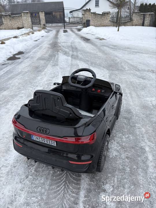 samochód na akumulator Audi SQ8 auto elektryczne Grabownica sprzedam