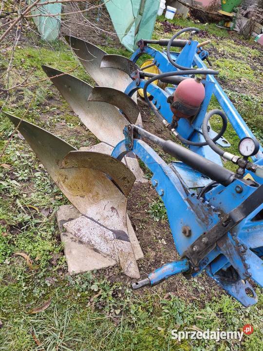 Pług overum 3 skibowy zabezpieczenie Moszczenica