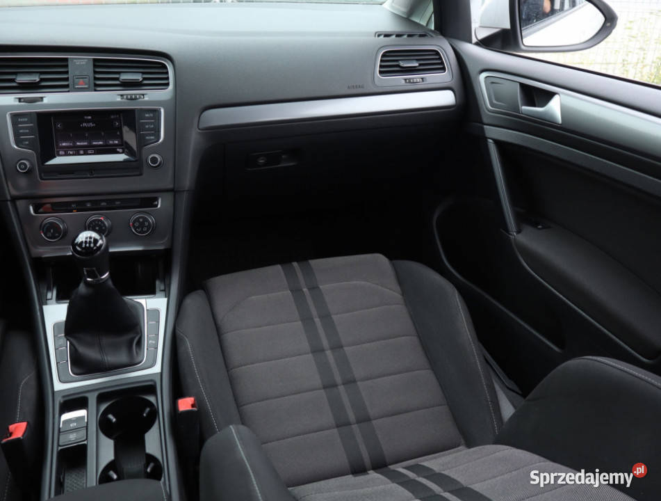 VW Golf 12 TSI elektryczne szyby