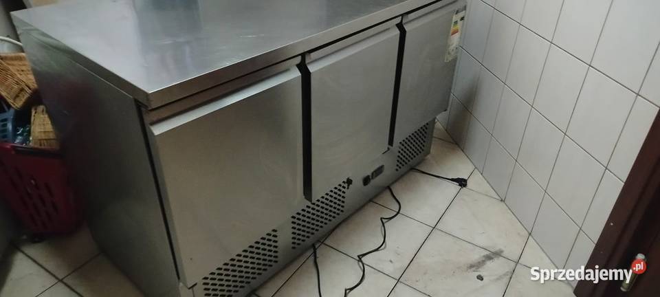 Sprzedam profesjonalny stół chłodniczy 3drzwiowy Giżycko