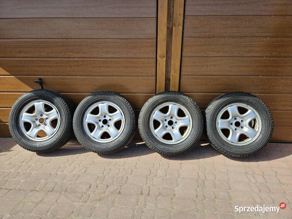 Kompletne koła Suzuki Grand Vitara 23560R16 podlaskie