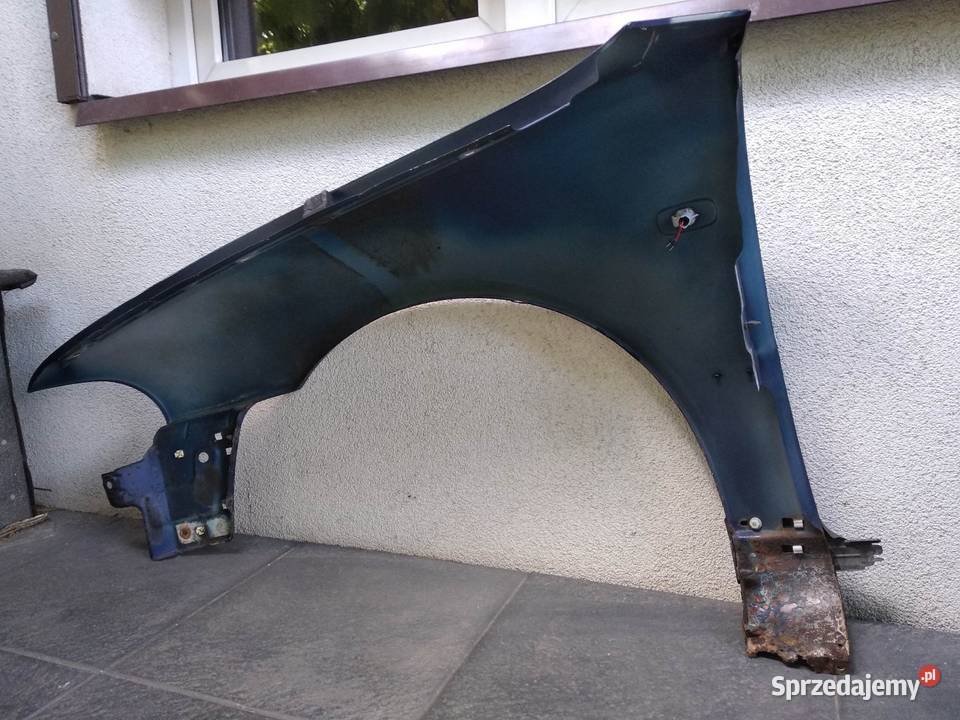 Audi A4 B5 LIFT FL błotnik przedni prawy Sieradz