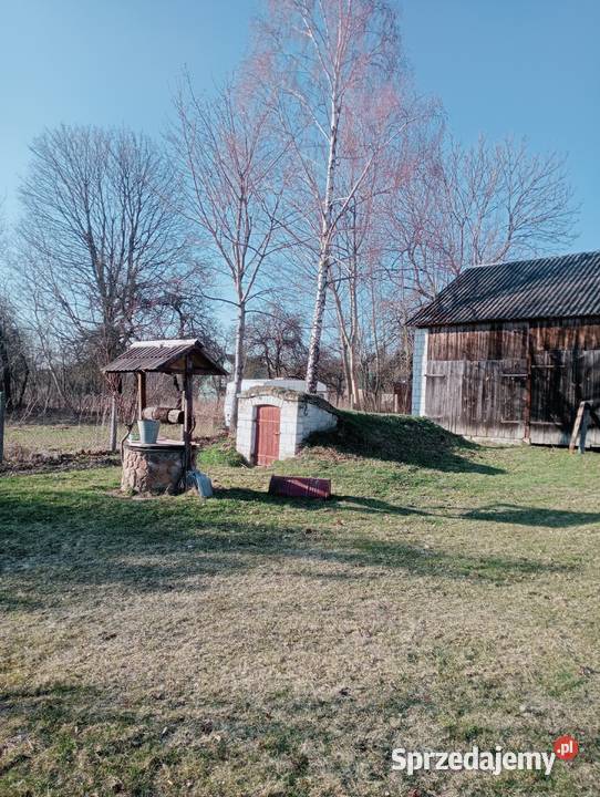 Dom drewniano murowany Iwaniska