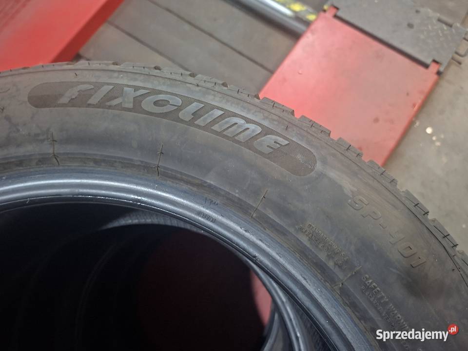 Komplet opon wielosezonowych do SUVa Motoryzacja